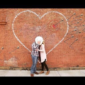 Meet your Posher, Hunter